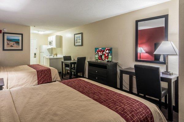 Red Roof Inn & Suites Pensacola-Nas Corry Beach Haven Екстер'єр фото