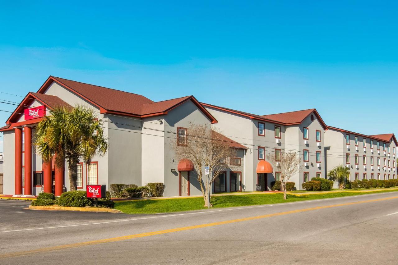 Red Roof Inn & Suites Pensacola-Nas Corry Beach Haven Екстер'єр фото